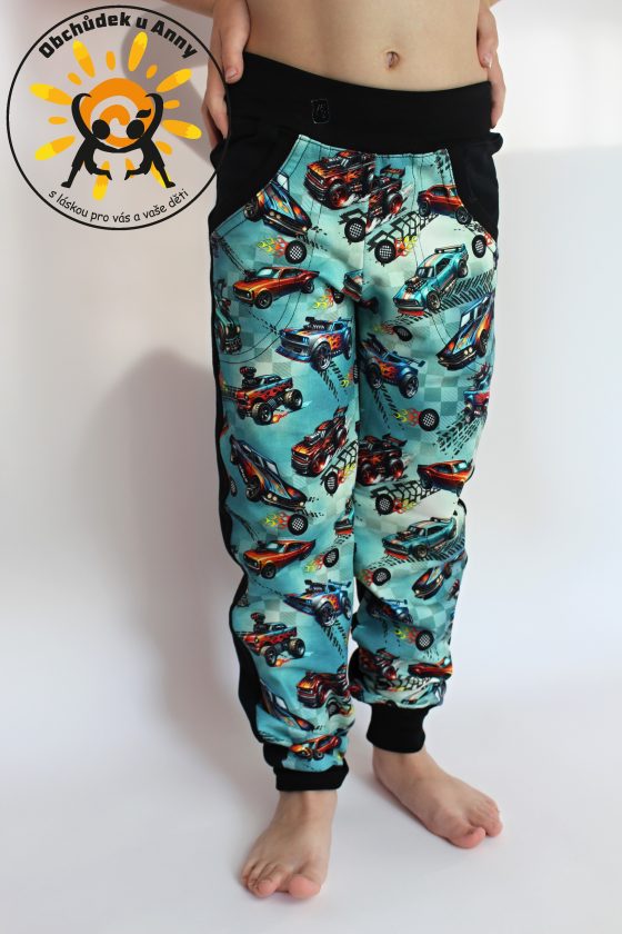 Dětské tepláky závodní auta